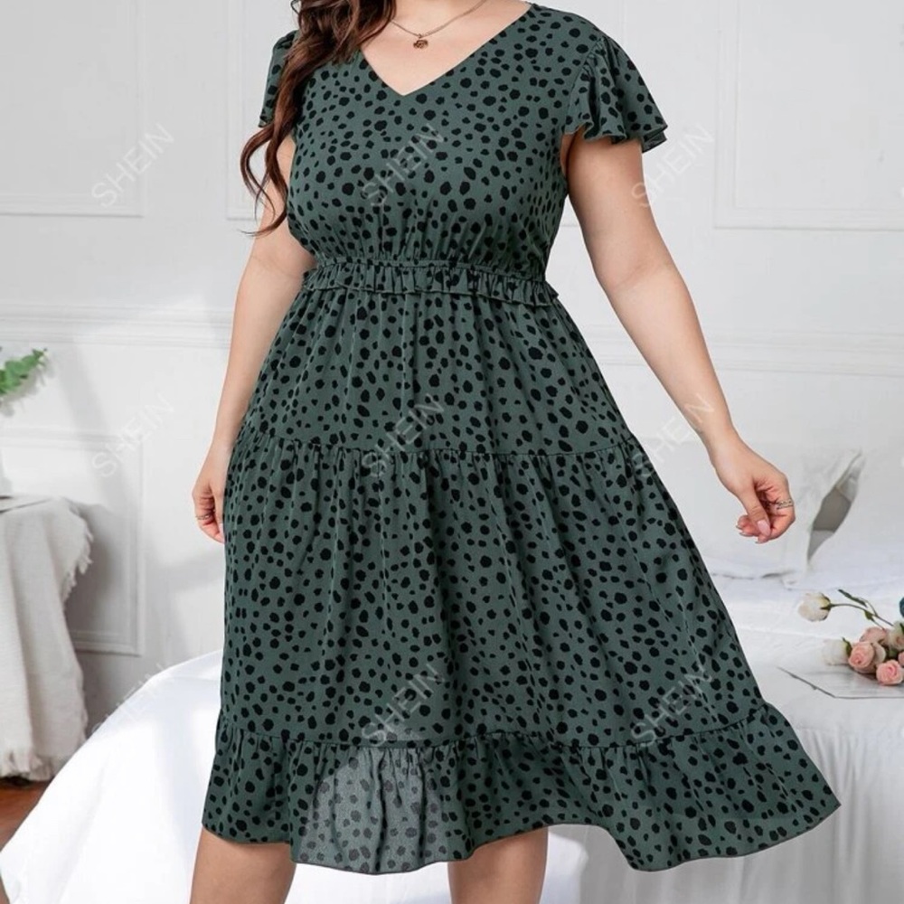 SHEIN Plus Dalmatian Print Butterfly Sleeve Ruffle Hem Dress Size 1XL Green